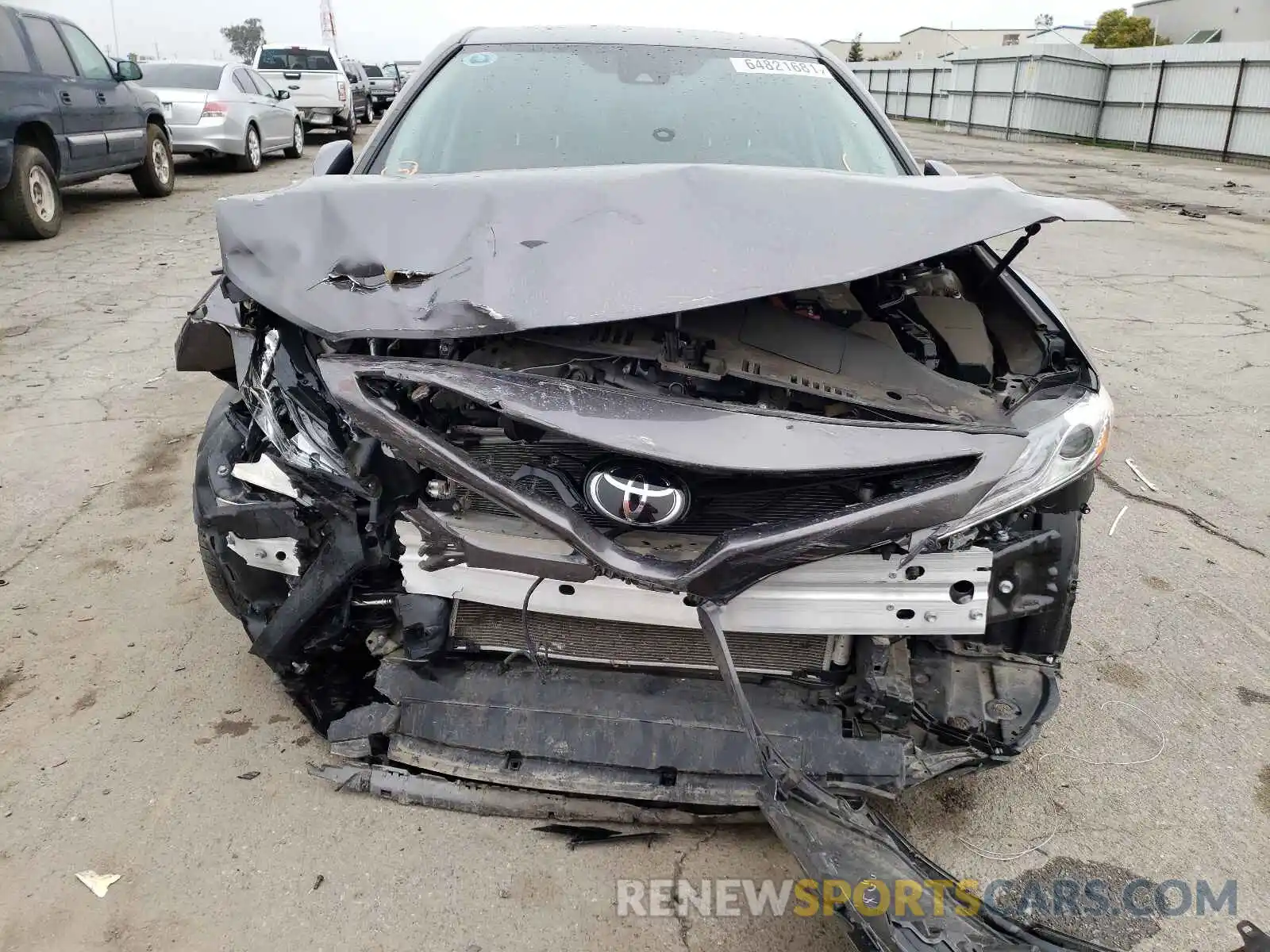 9 Photograph of a damaged car 4T1K61AK4LU302011 TOYOTA CAMRY 2020