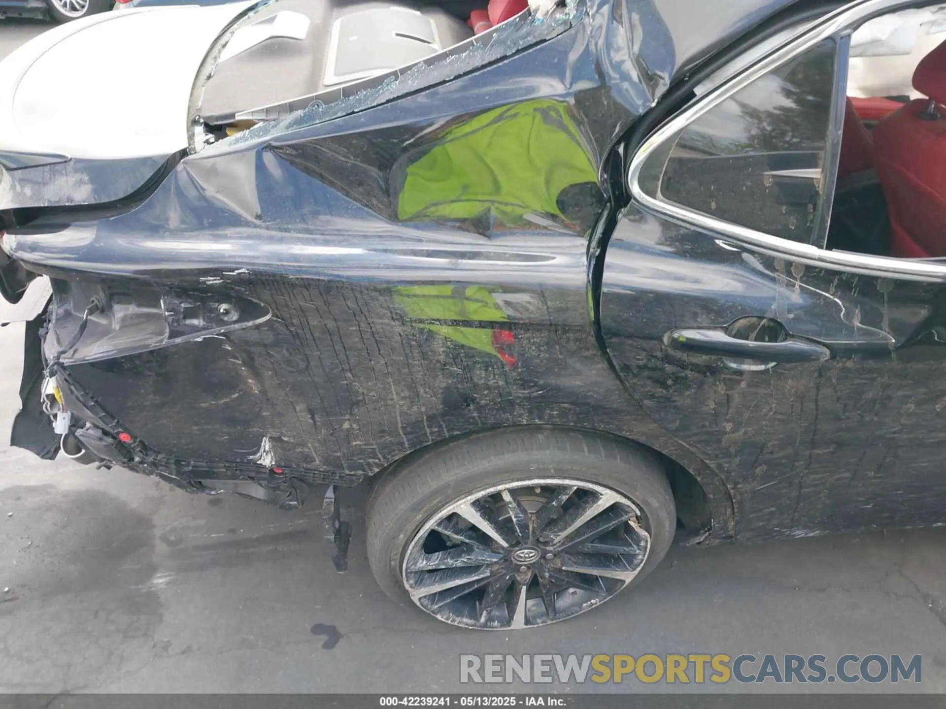 20 Photograph of a damaged car 4T1K61AK4LU303885 TOYOTA CAMRY 2020