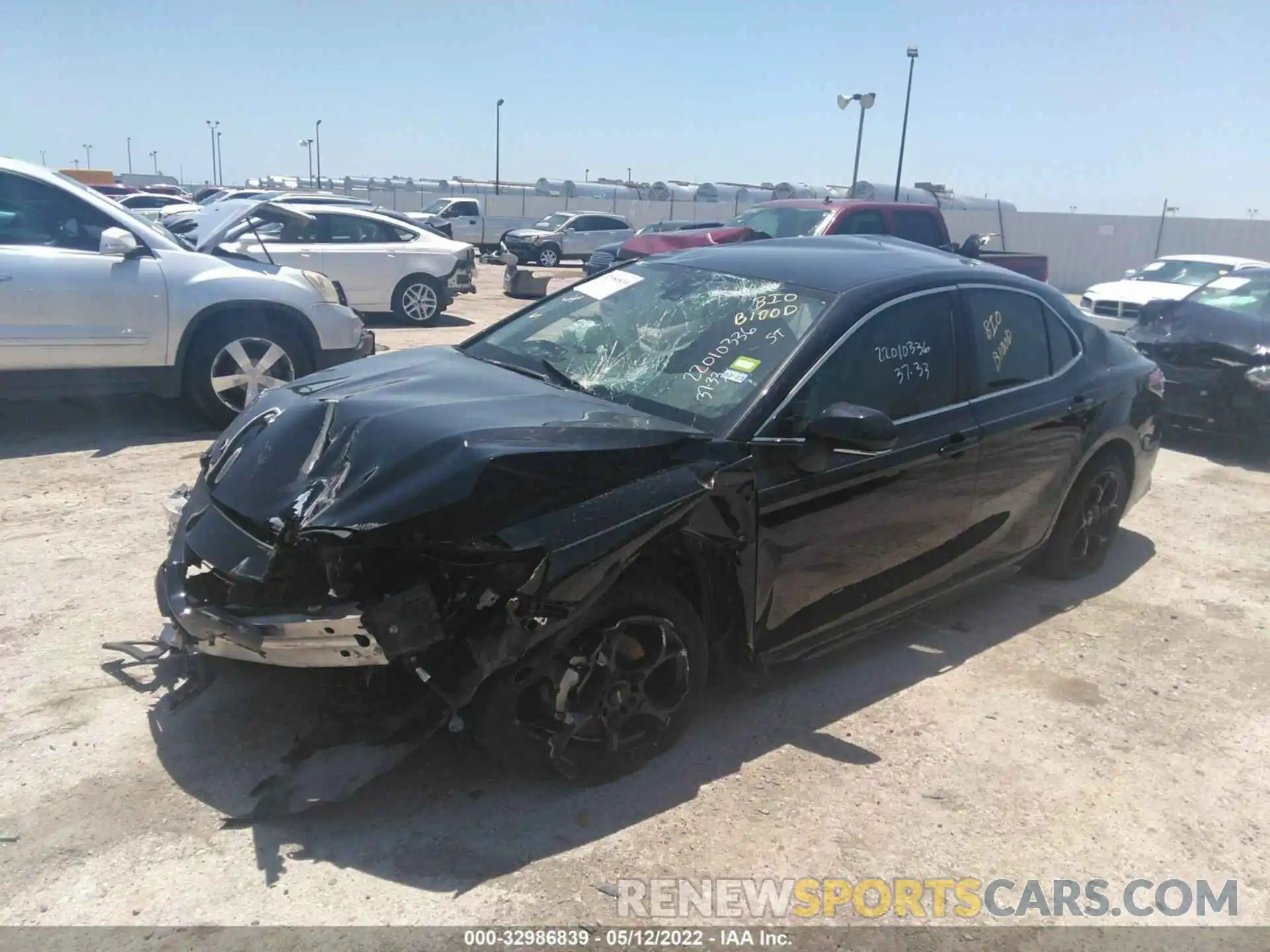 2 Photograph of a damaged car 4T1K61AK4LU321738 TOYOTA CAMRY 2020