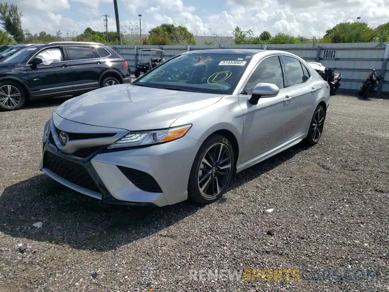 2 Photograph of a damaged car 4T1K61AK4LU326910 TOYOTA CAMRY 2020