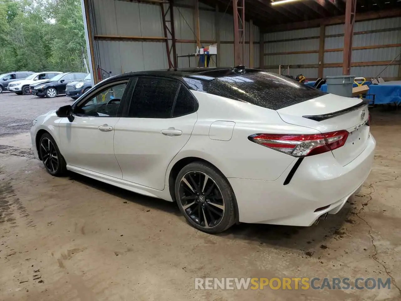2 Photograph of a damaged car 4T1K61AK4LU333131 TOYOTA CAMRY 2020