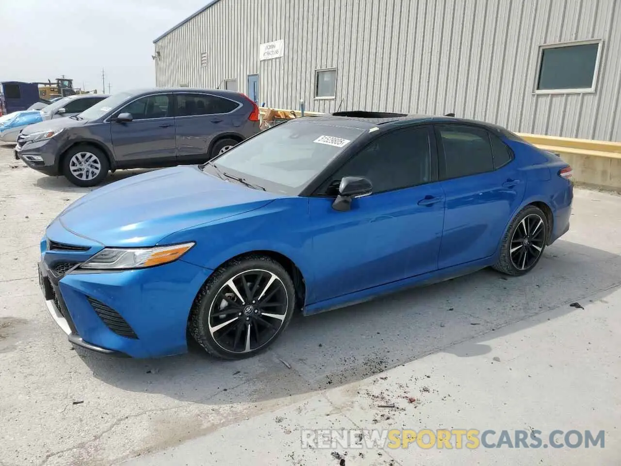 1 Photograph of a damaged car 4T1K61AK4LU340872 TOYOTA CAMRY 2020