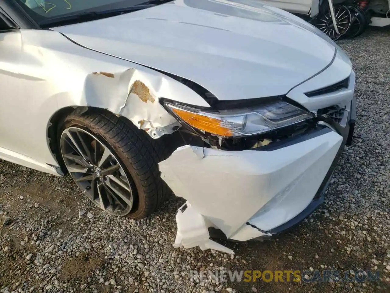 9 Photograph of a damaged car 4T1K61AK4LU341049 TOYOTA CAMRY 2020