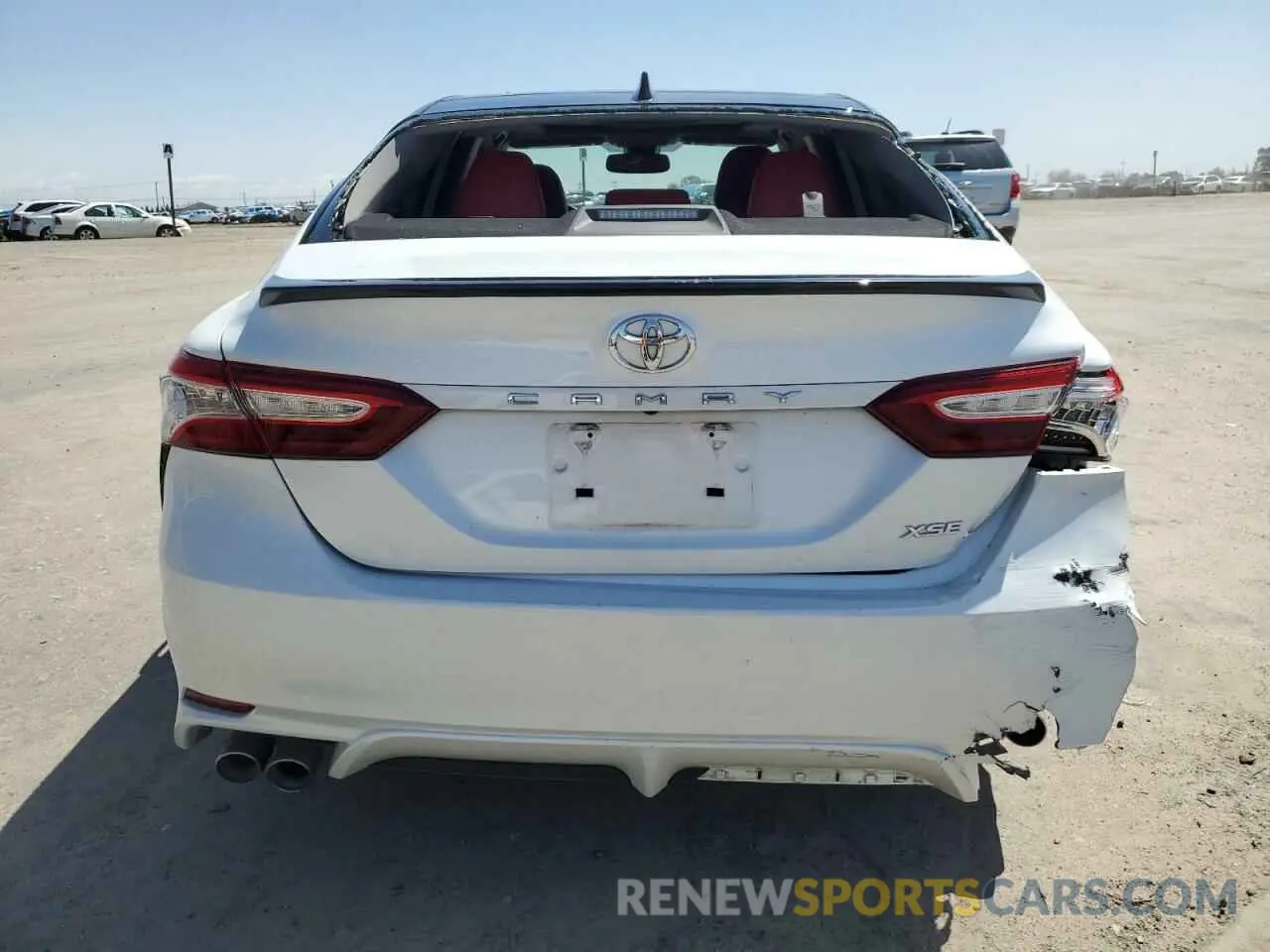 6 Photograph of a damaged car 4T1K61AK4LU384743 TOYOTA CAMRY 2020