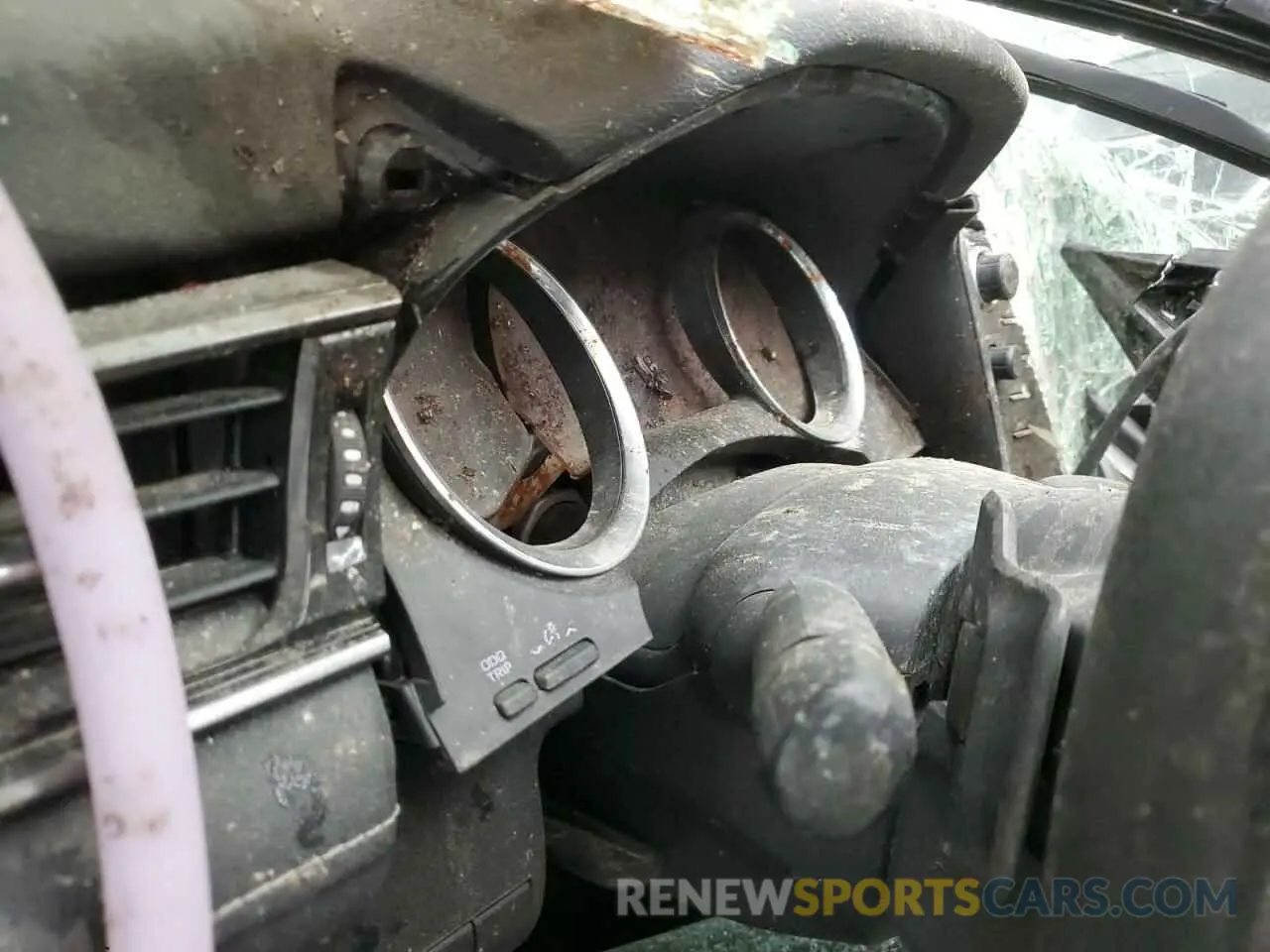 9 Photograph of a damaged car 4T1K61AK4LU384922 TOYOTA CAMRY 2020