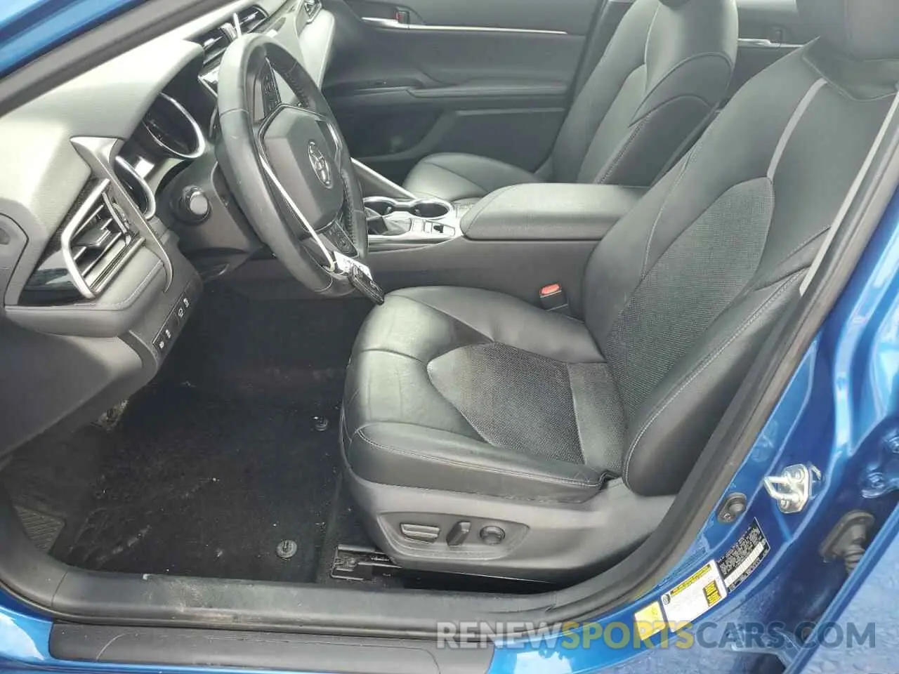 7 Photograph of a damaged car 4T1K61AK4LU399775 TOYOTA CAMRY 2020