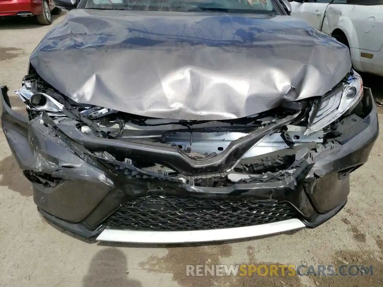 9 Photograph of a damaged car 4T1K61AK4LU400486 TOYOTA CAMRY 2020