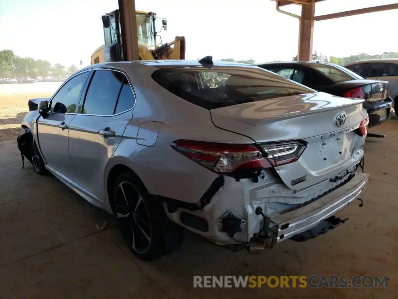 3 Photograph of a damaged car 4T1K61AK4LU868749 TOYOTA CAMRY 2020