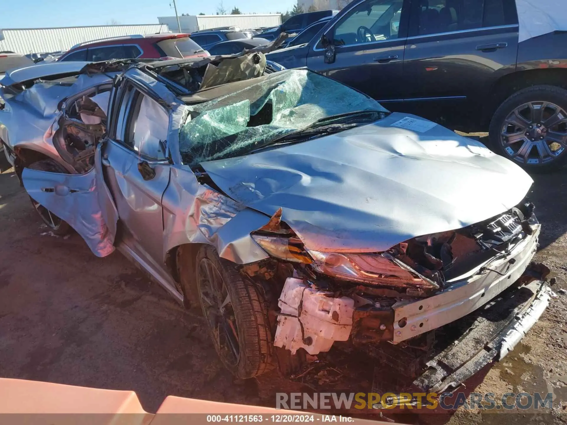 1 Photograph of a damaged car 4T1K61AK4LU921997 TOYOTA CAMRY 2020