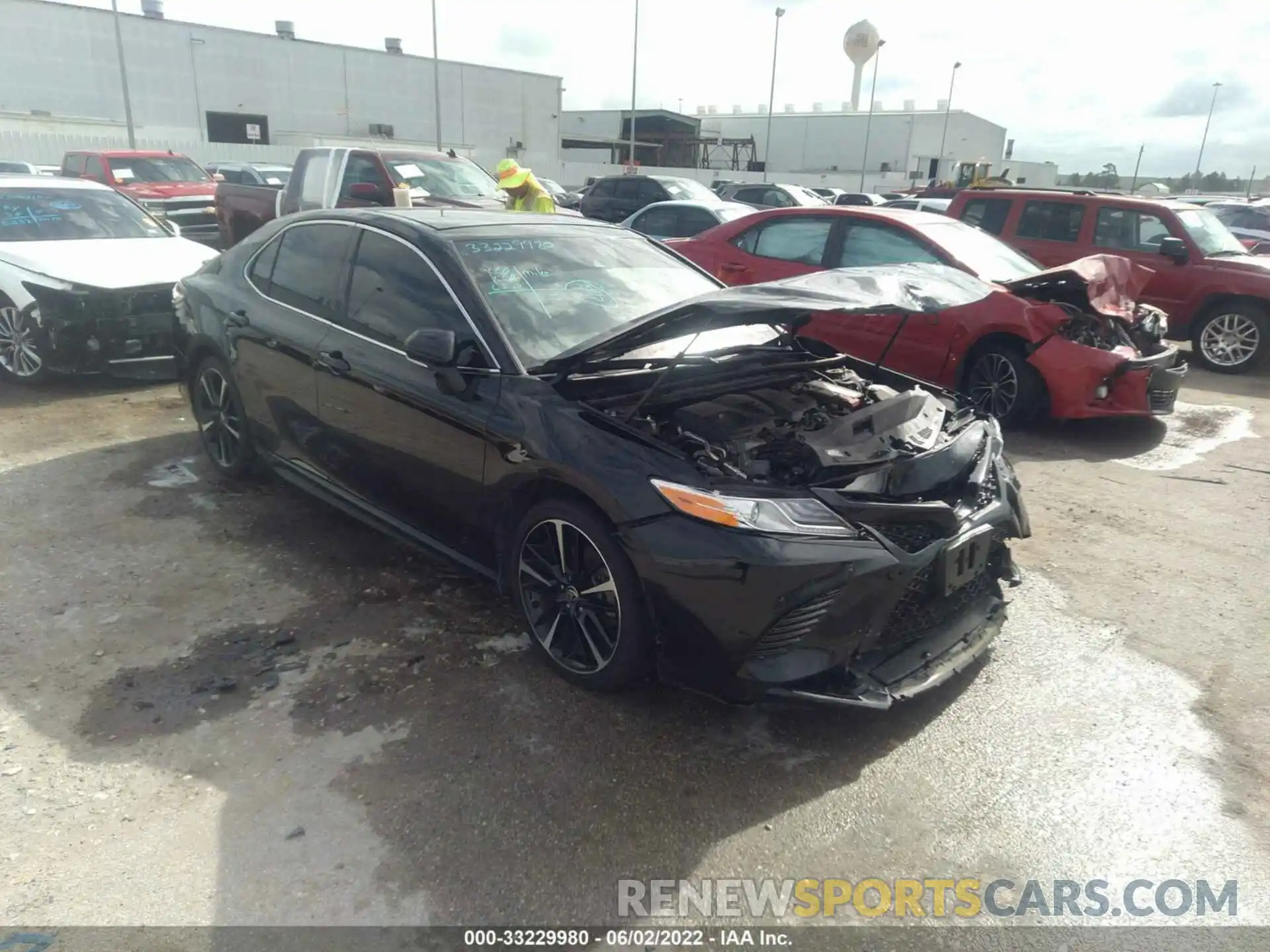 1 Photograph of a damaged car 4T1K61AK4LU971458 TOYOTA CAMRY 2020