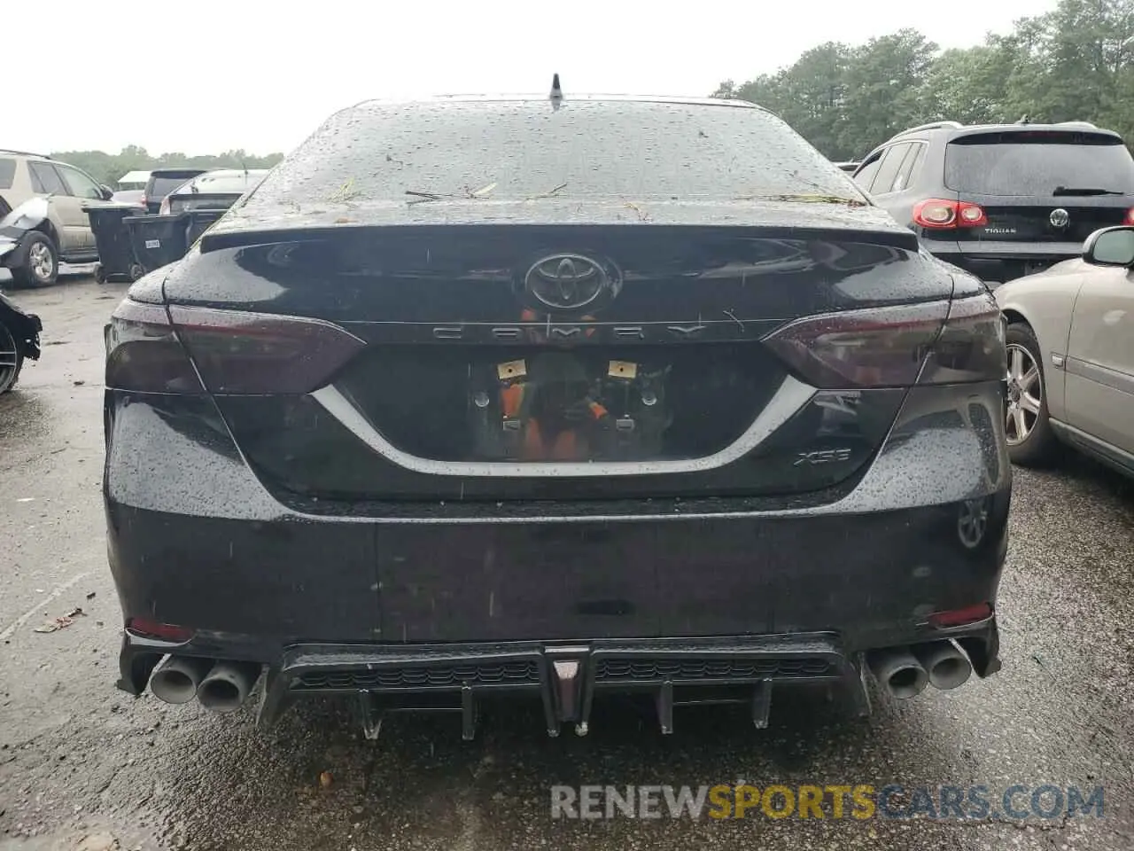 6 Photograph of a damaged car 4T1K61AK4LU977583 TOYOTA CAMRY 2020
