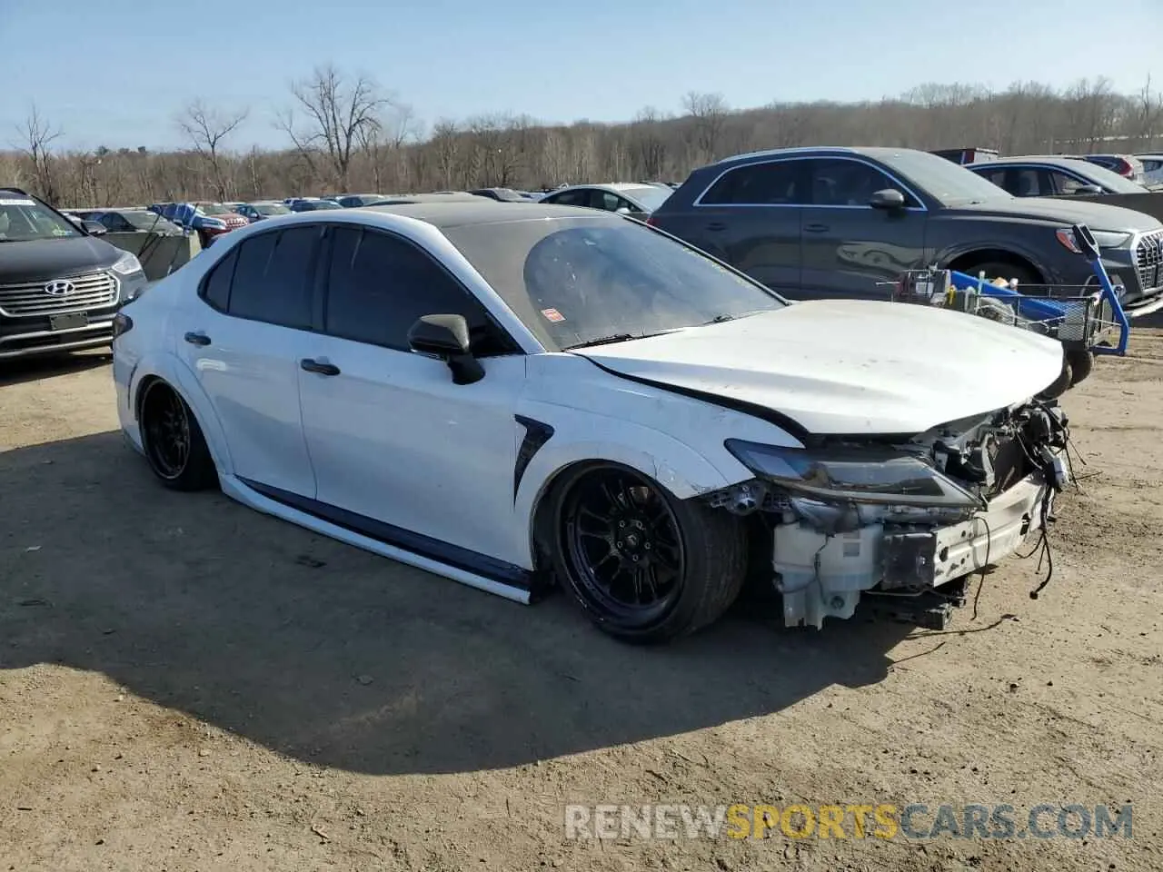4 Photograph of a damaged car 4T1K61AK5LU358944 TOYOTA CAMRY 2020