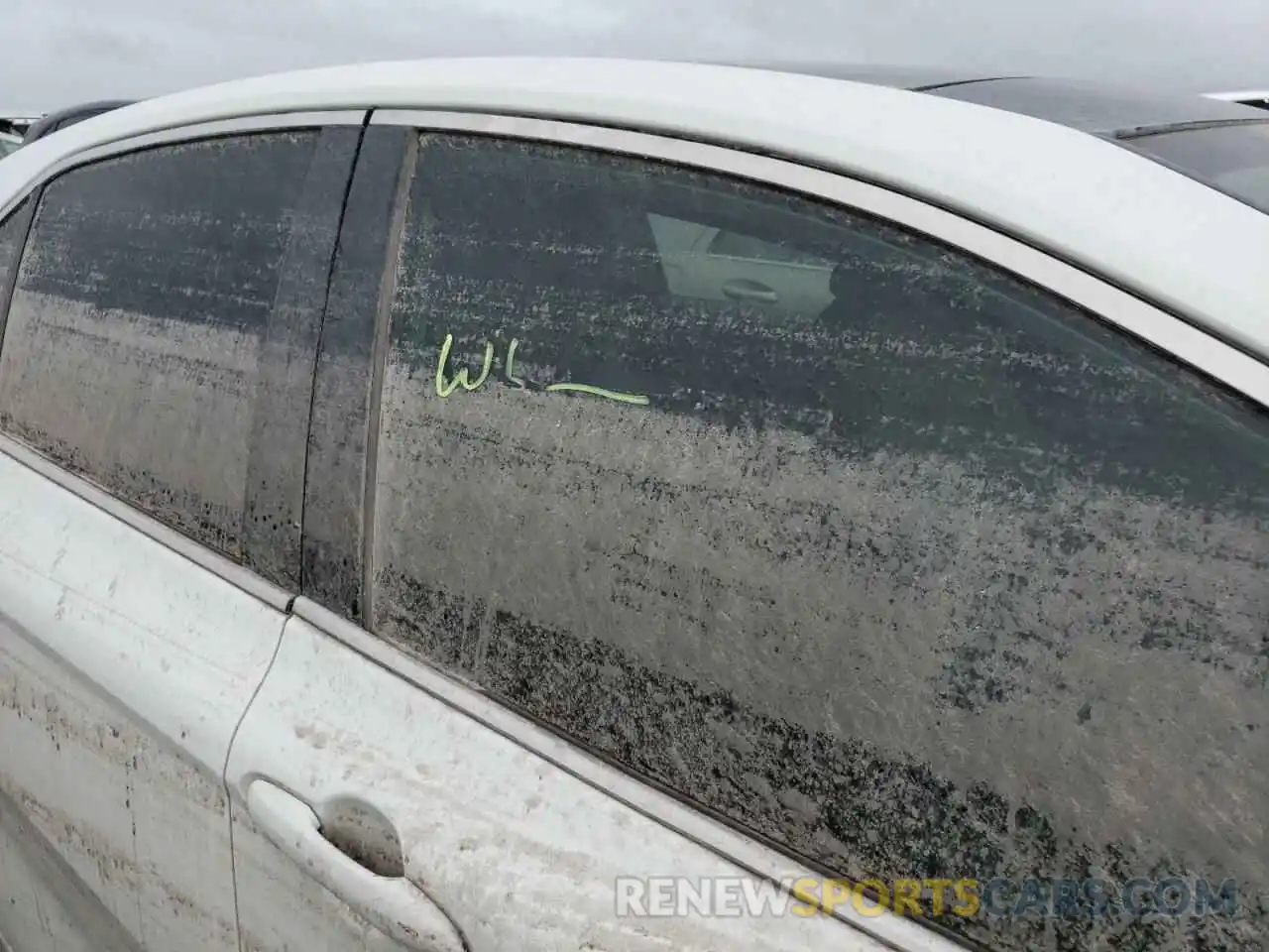 9 Photograph of a damaged car 4T1K61AK5LU361312 TOYOTA CAMRY 2020