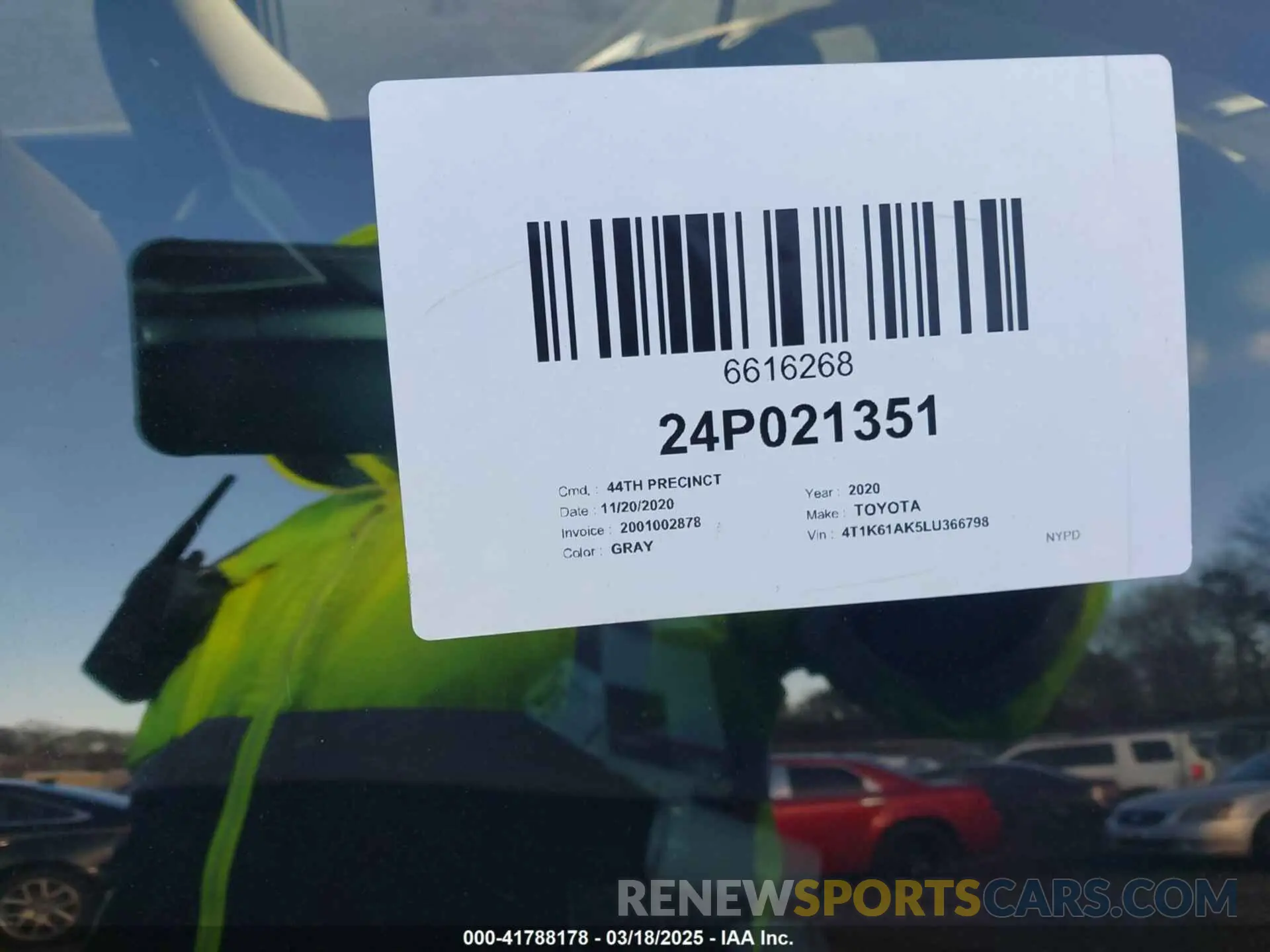 9 Photograph of a damaged car 4T1K61AK5LU366798 TOYOTA CAMRY 2020
