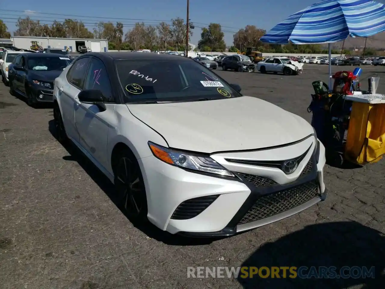 1 Photograph of a damaged car 4T1K61AK5LU374948 TOYOTA CAMRY 2020