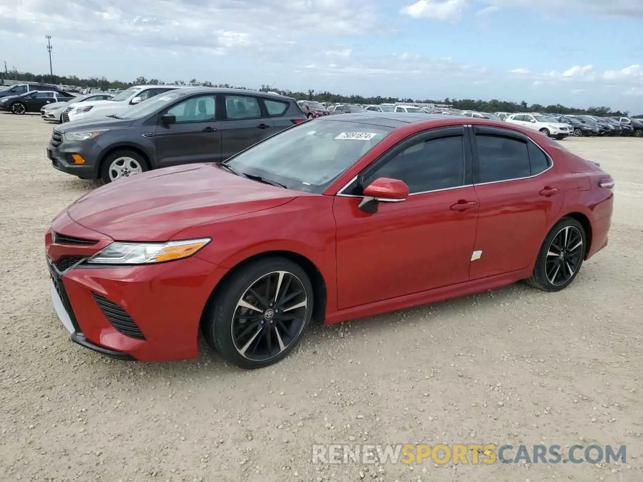 1 Photograph of a damaged car 4T1K61AK5LU376022 TOYOTA CAMRY 2020