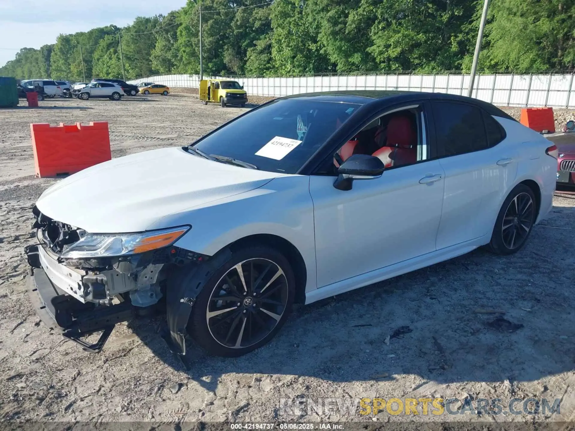 2 Photograph of a damaged car 4T1K61AK5LU382967 TOYOTA CAMRY 2020