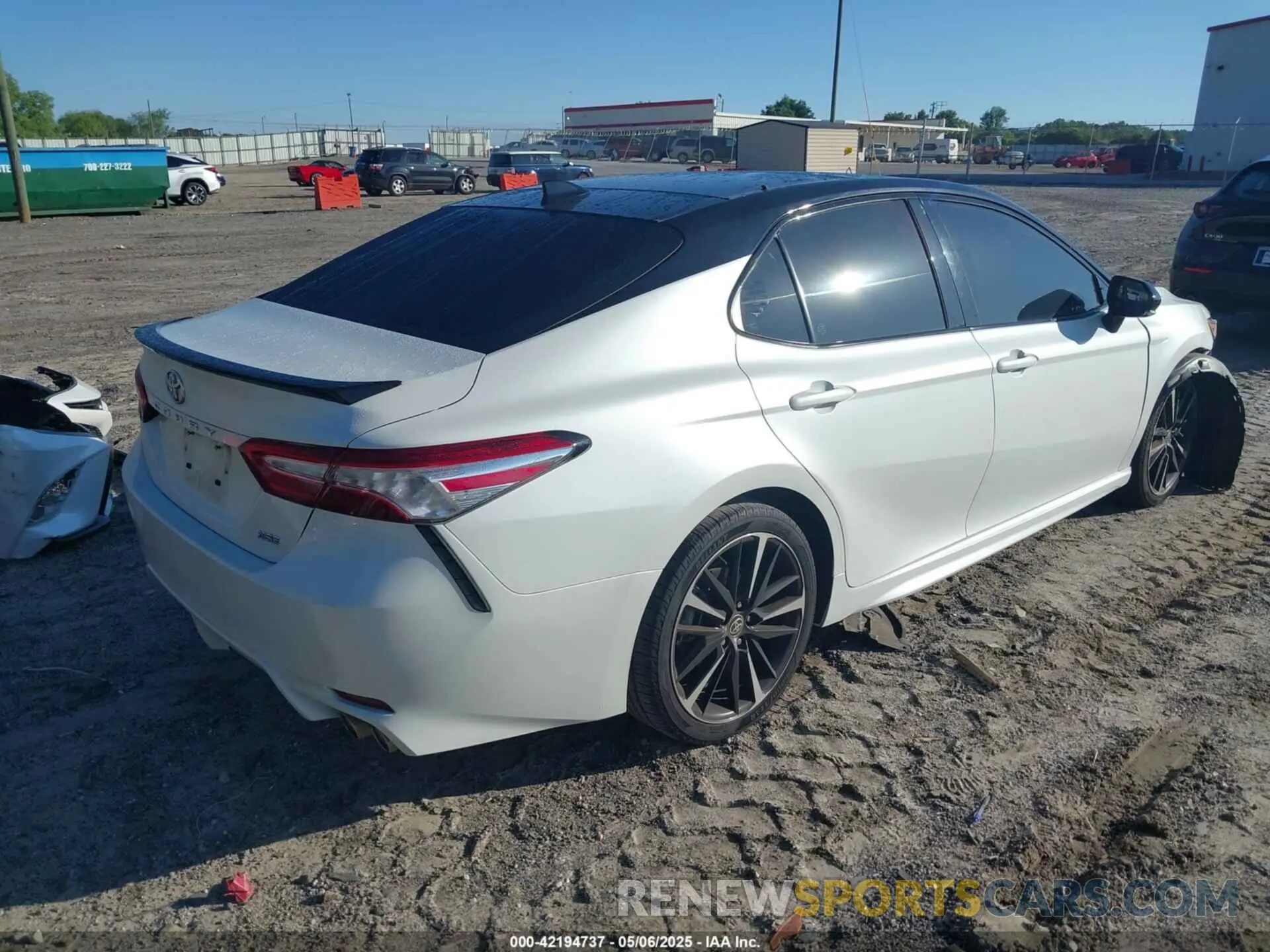 4 Photograph of a damaged car 4T1K61AK5LU382967 TOYOTA CAMRY 2020