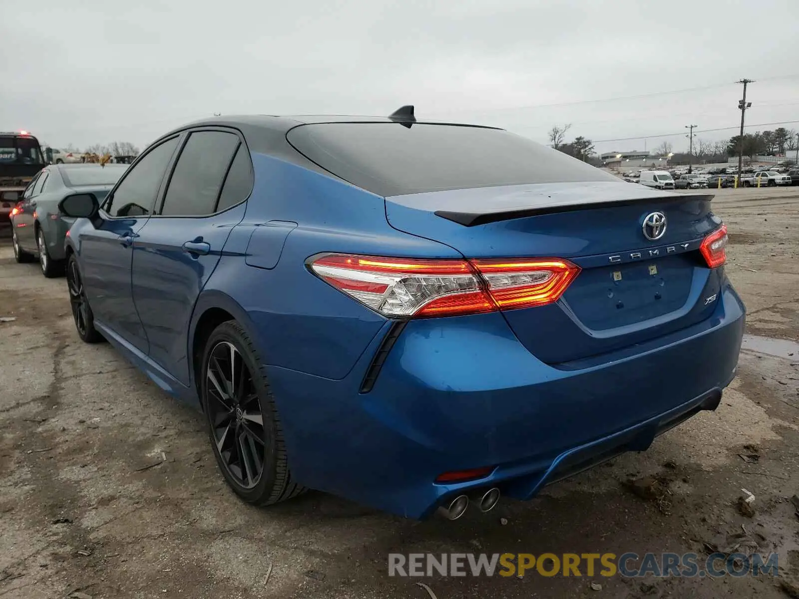 3 Photograph of a damaged car 4T1K61AK5LU387666 TOYOTA CAMRY 2020