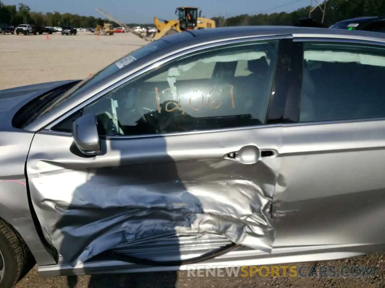 9 Photograph of a damaged car 4T1K61AK5LU387800 TOYOTA CAMRY 2020