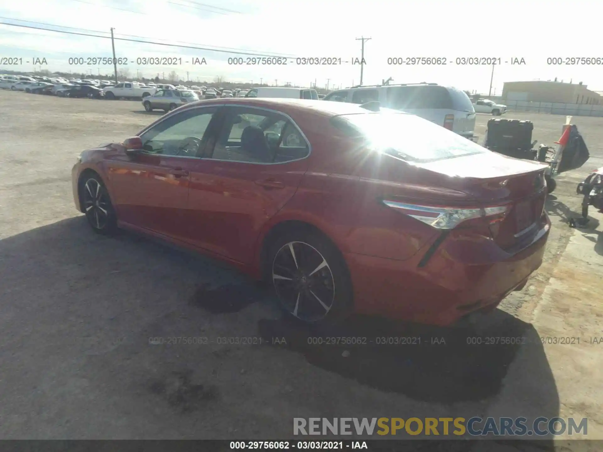 3 Photograph of a damaged car 4T1K61AK5LU402201 TOYOTA CAMRY 2020