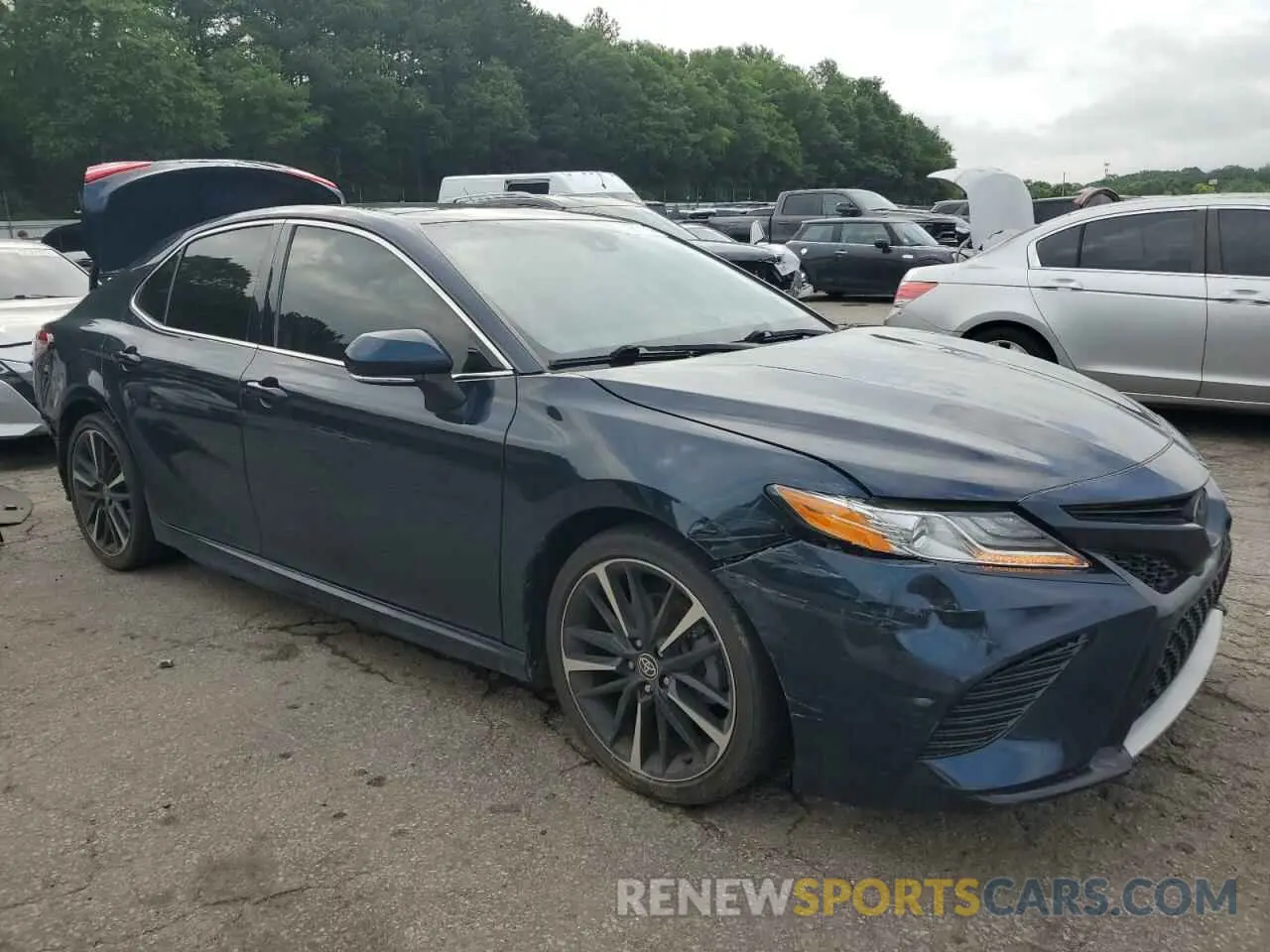 4 Photograph of a damaged car 4T1K61AK5LU506736 TOYOTA CAMRY 2020
