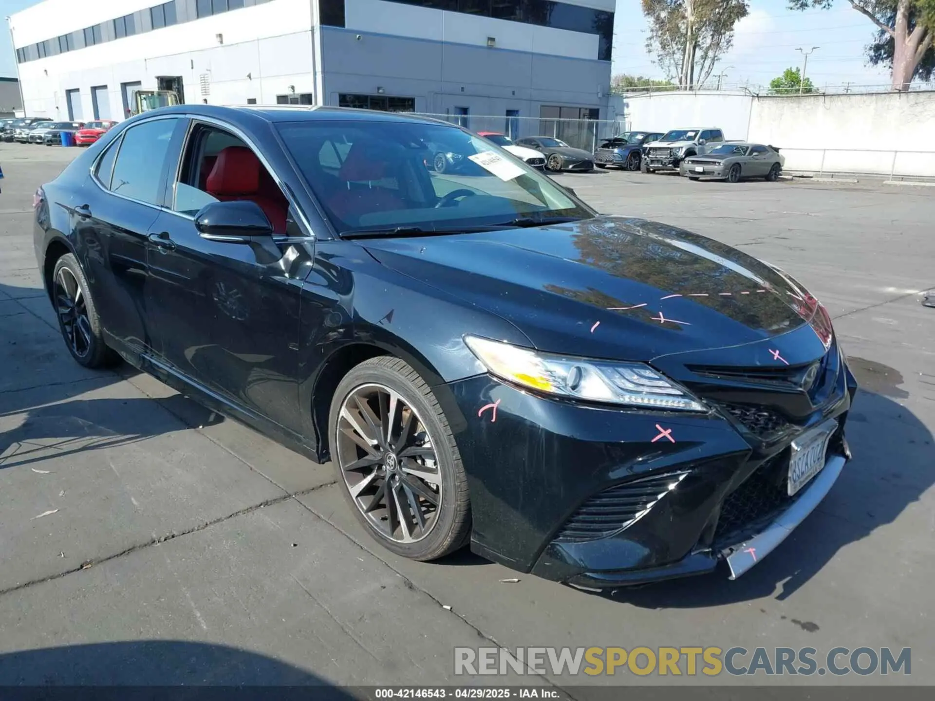 1 Photograph of a damaged car 4T1K61AK5LU507269 TOYOTA CAMRY 2020