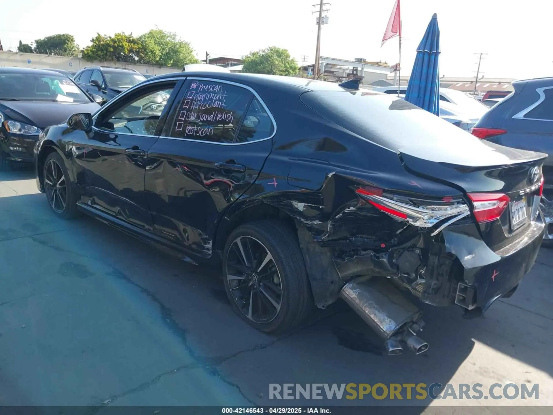 3 Photograph of a damaged car 4T1K61AK5LU507269 TOYOTA CAMRY 2020