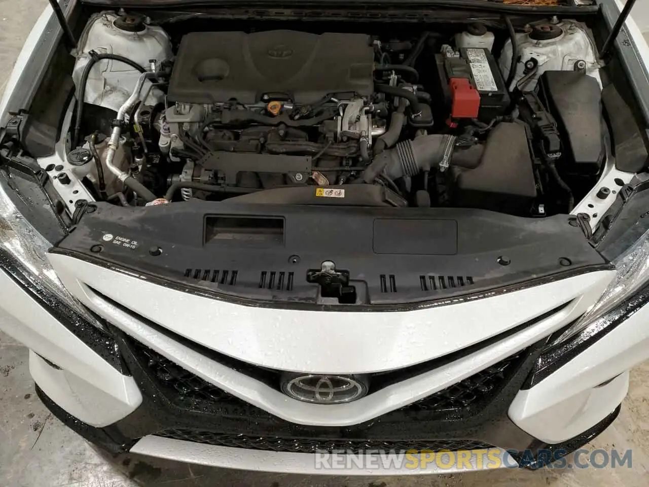 11 Photograph of a damaged car 4T1K61AK5LU868579 TOYOTA CAMRY 2020