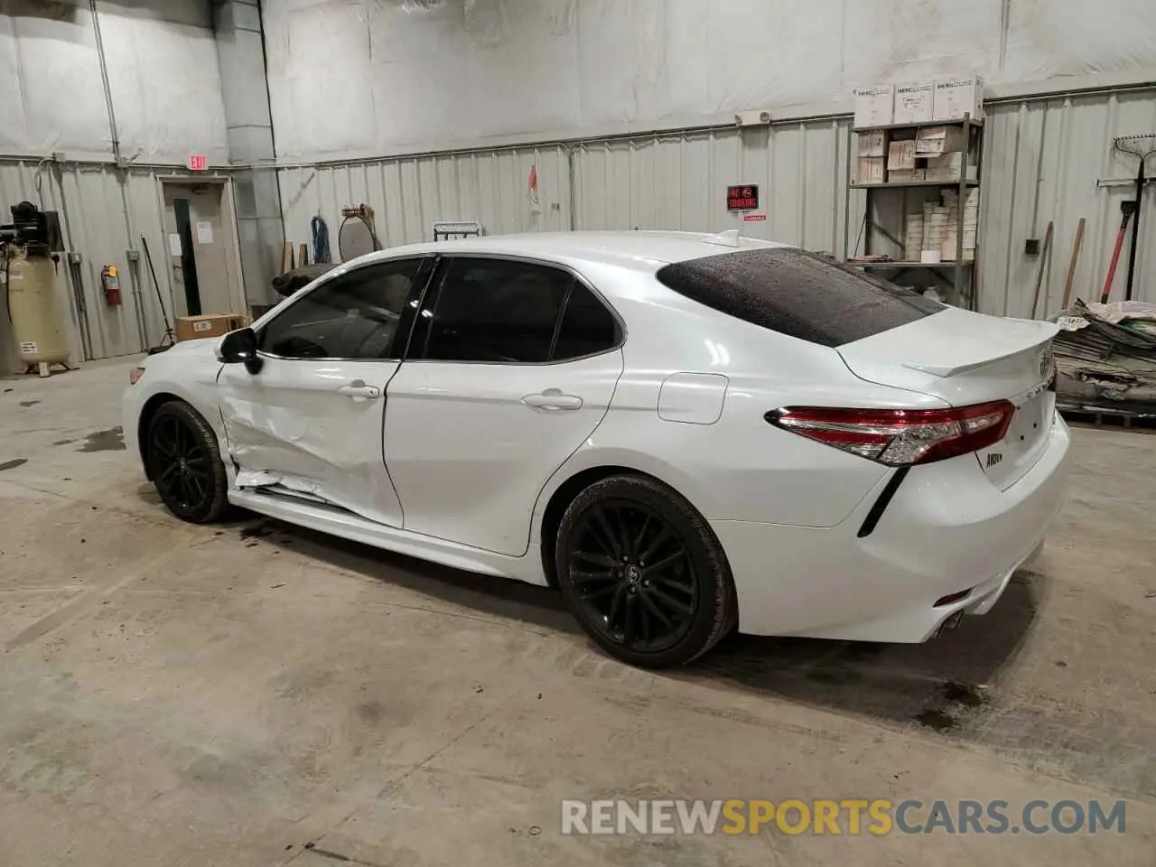 2 Photograph of a damaged car 4T1K61AK5LU868579 TOYOTA CAMRY 2020