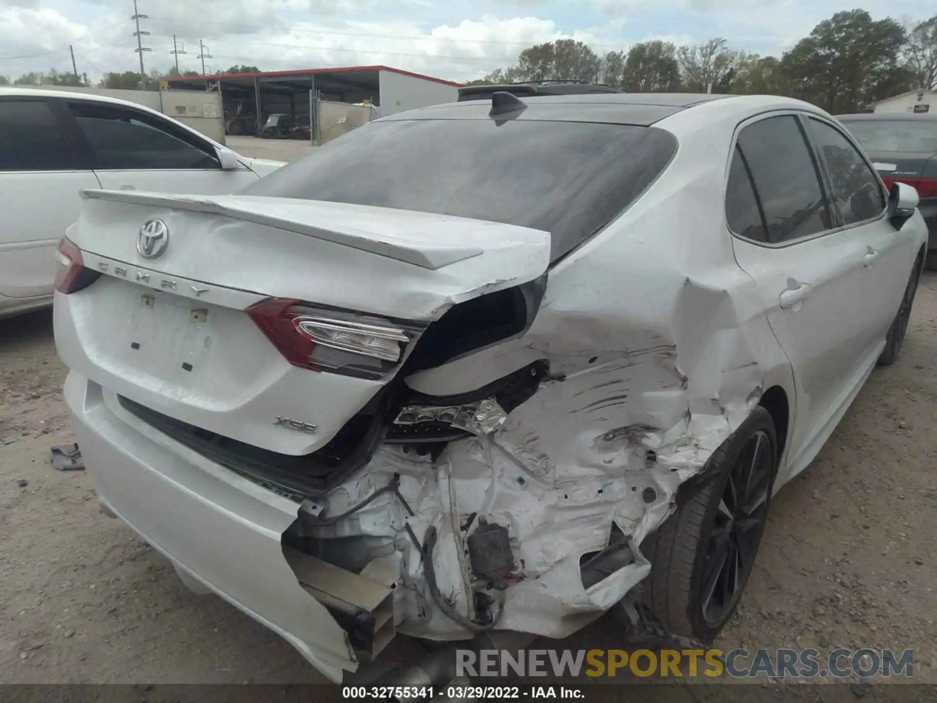 6 Photograph of a damaged car 4T1K61AK5LU954779 TOYOTA CAMRY 2020