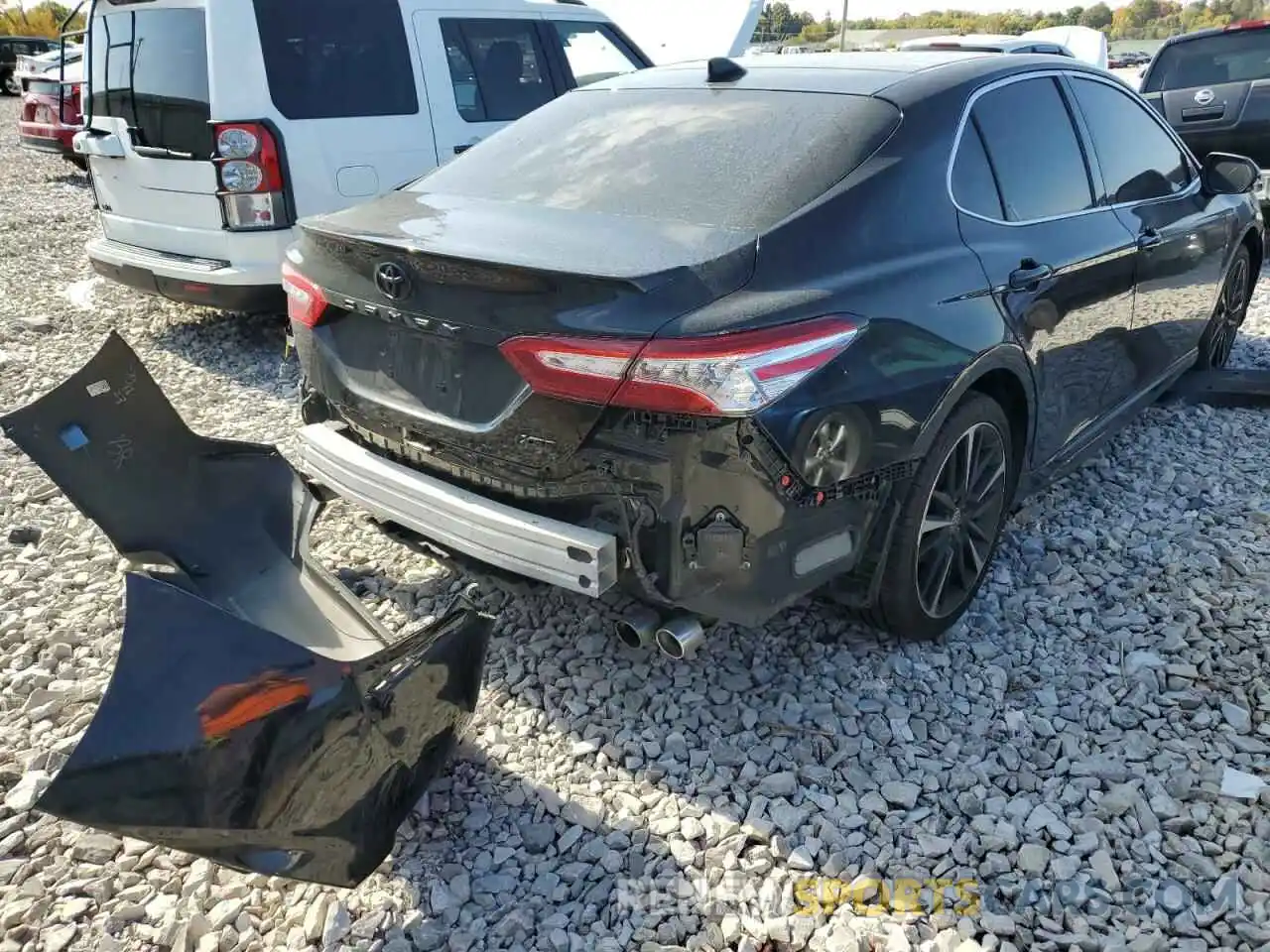 4 Photograph of a damaged car 4T1K61AK5LU957083 TOYOTA CAMRY 2020