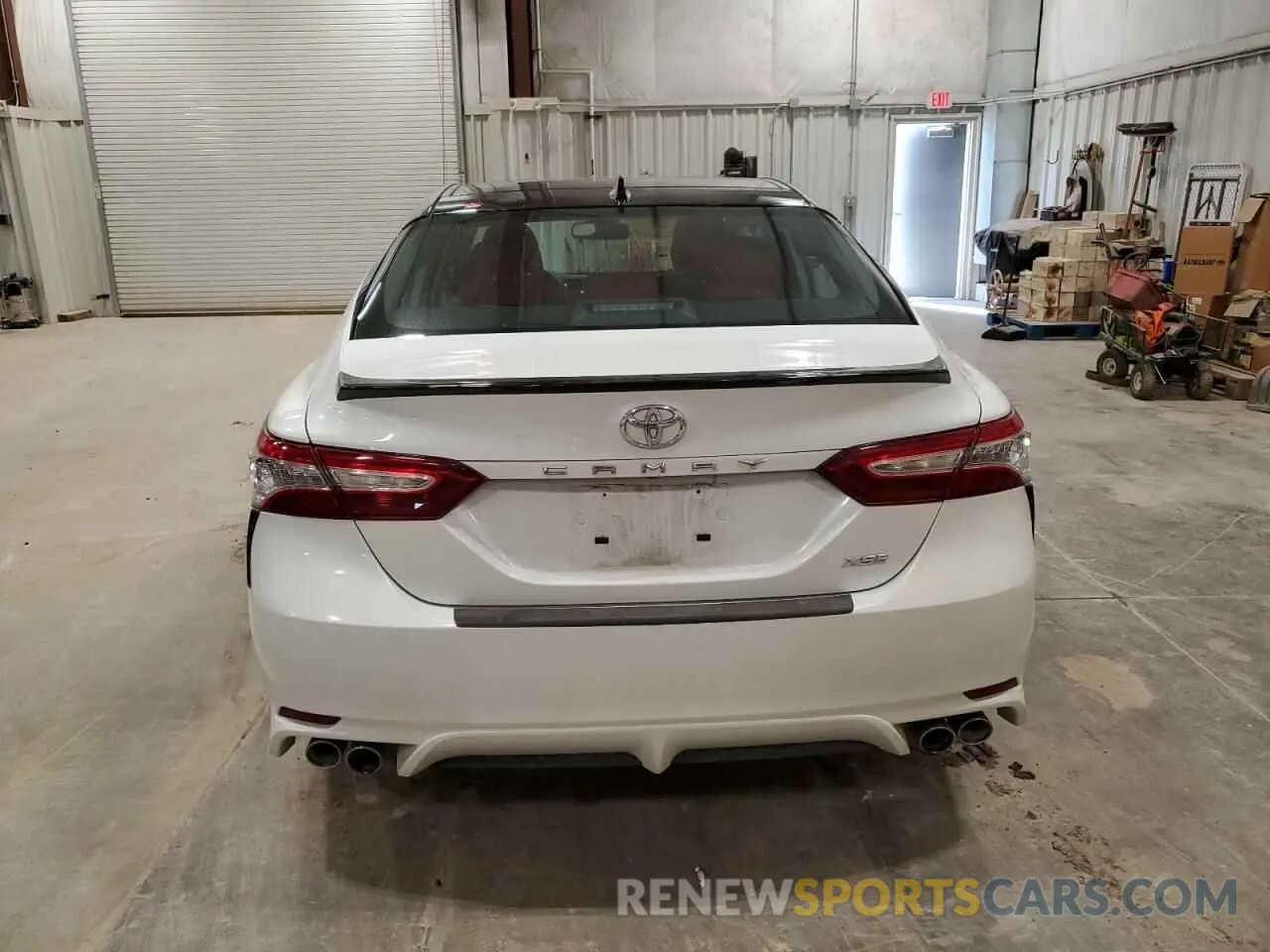 6 Photograph of a damaged car 4T1K61AK6LU307985 TOYOTA CAMRY 2020
