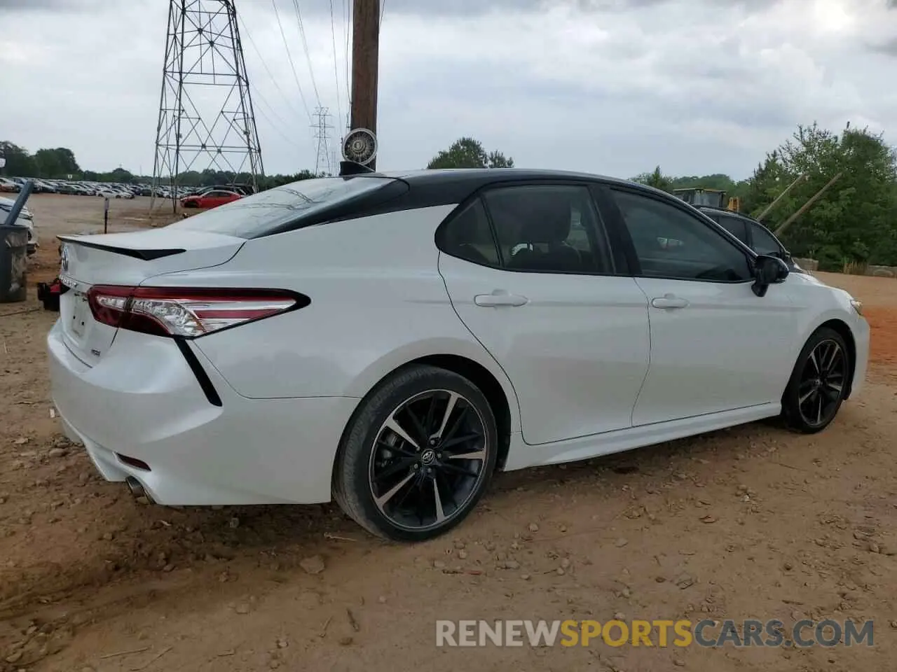 3 Photograph of a damaged car 4T1K61AK6LU309140 TOYOTA CAMRY 2020