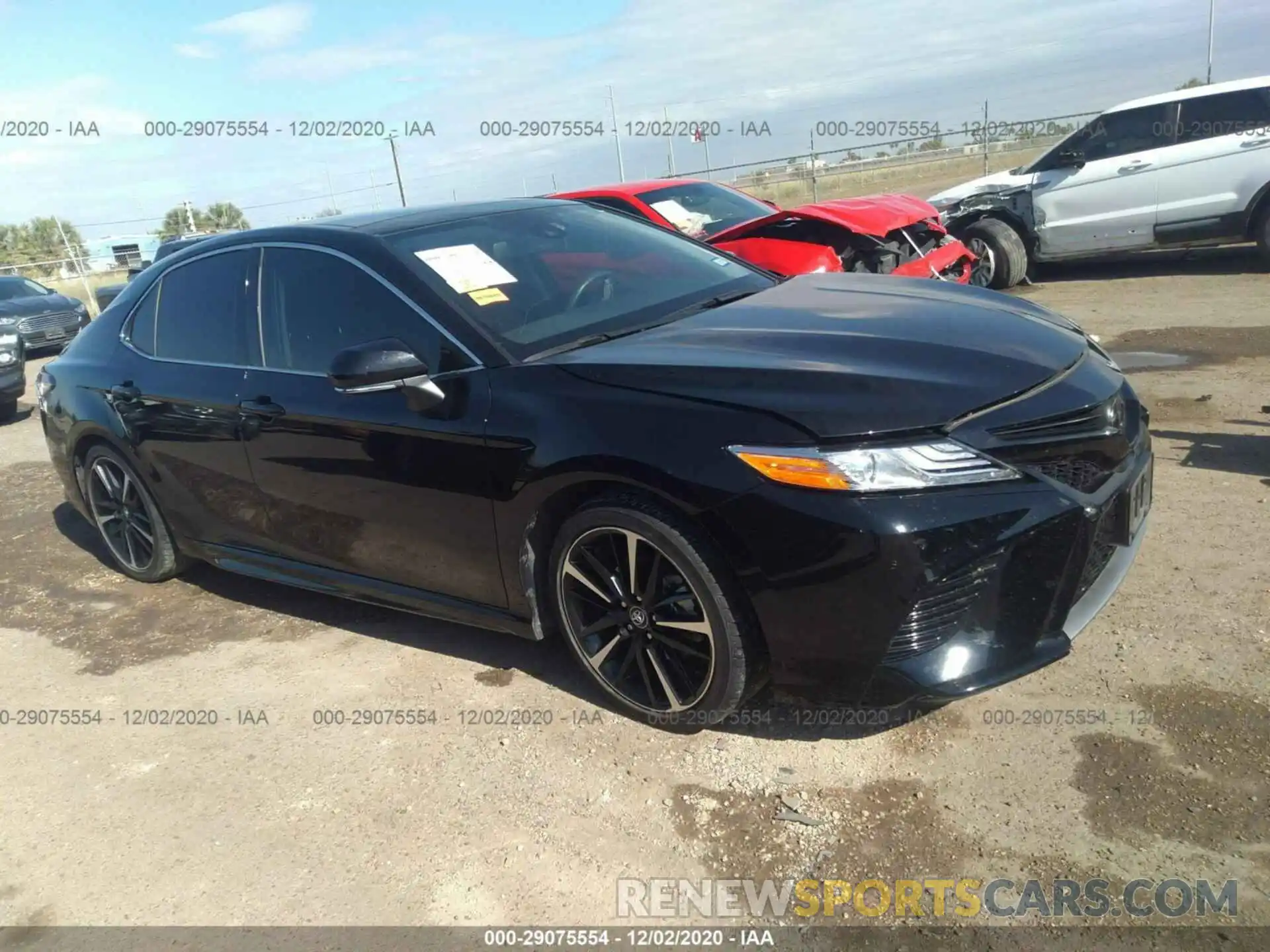 1 Photograph of a damaged car 4T1K61AK6LU325323 TOYOTA CAMRY 2020