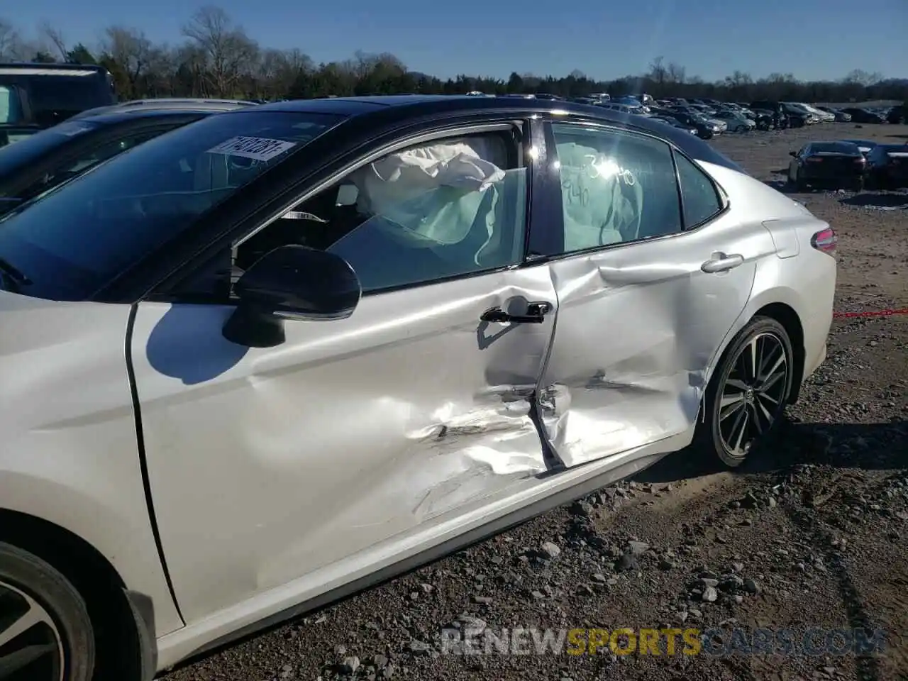 9 Photograph of a damaged car 4T1K61AK6LU330621 TOYOTA CAMRY 2020