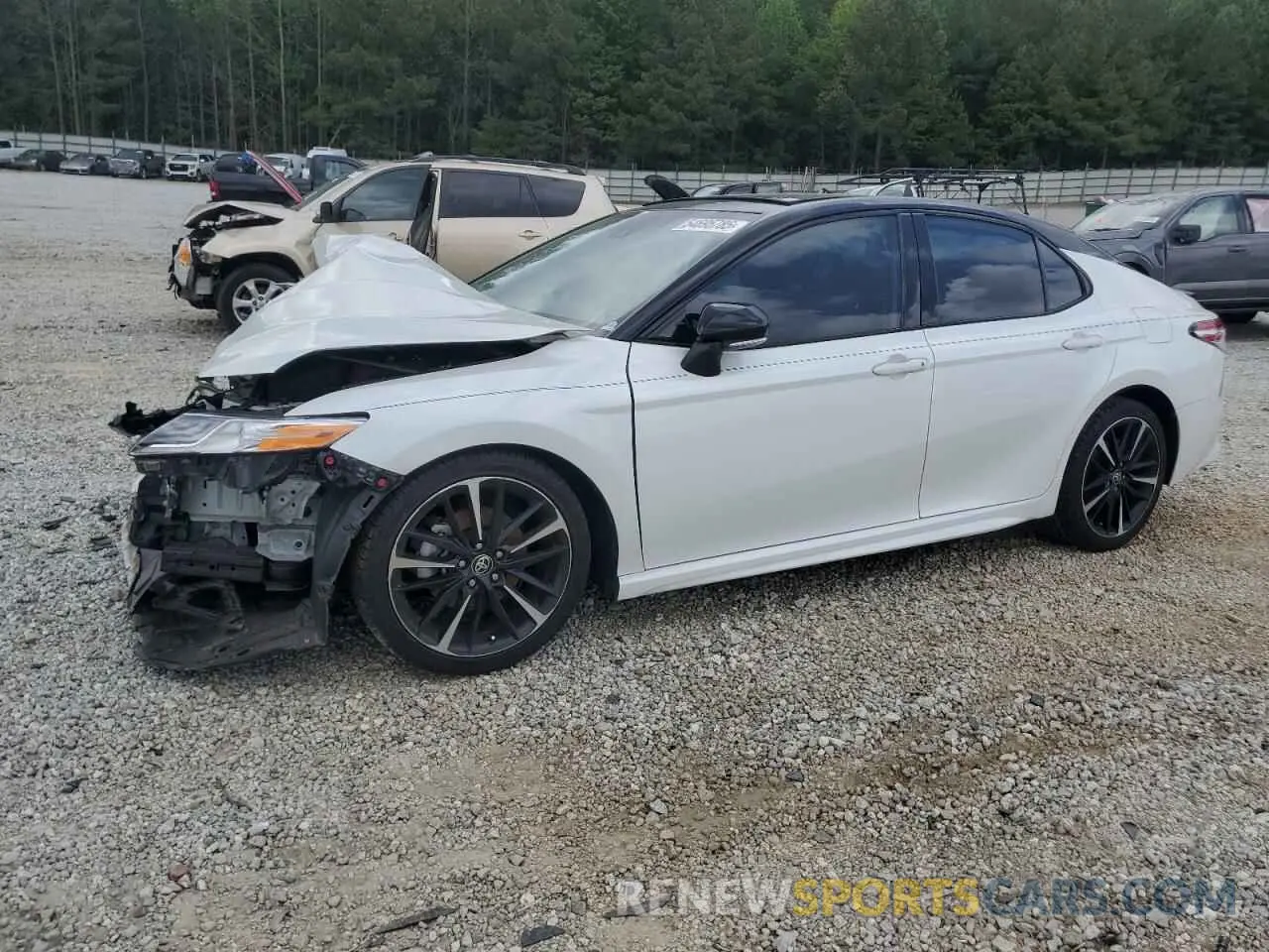 1 Photograph of a damaged car 4T1K61AK6LU360833 TOYOTA CAMRY 2020
