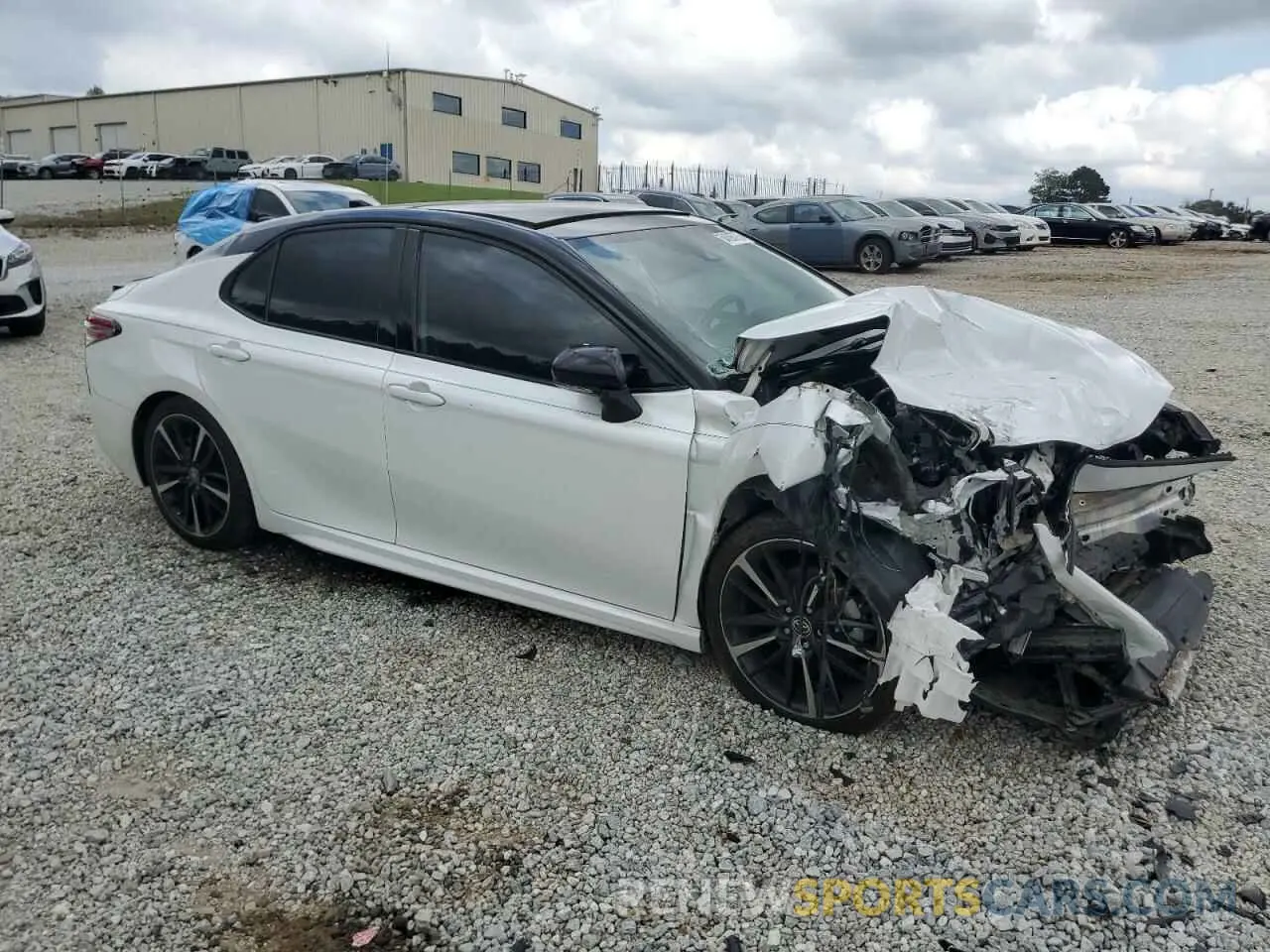 4 Photograph of a damaged car 4T1K61AK6LU360833 TOYOTA CAMRY 2020