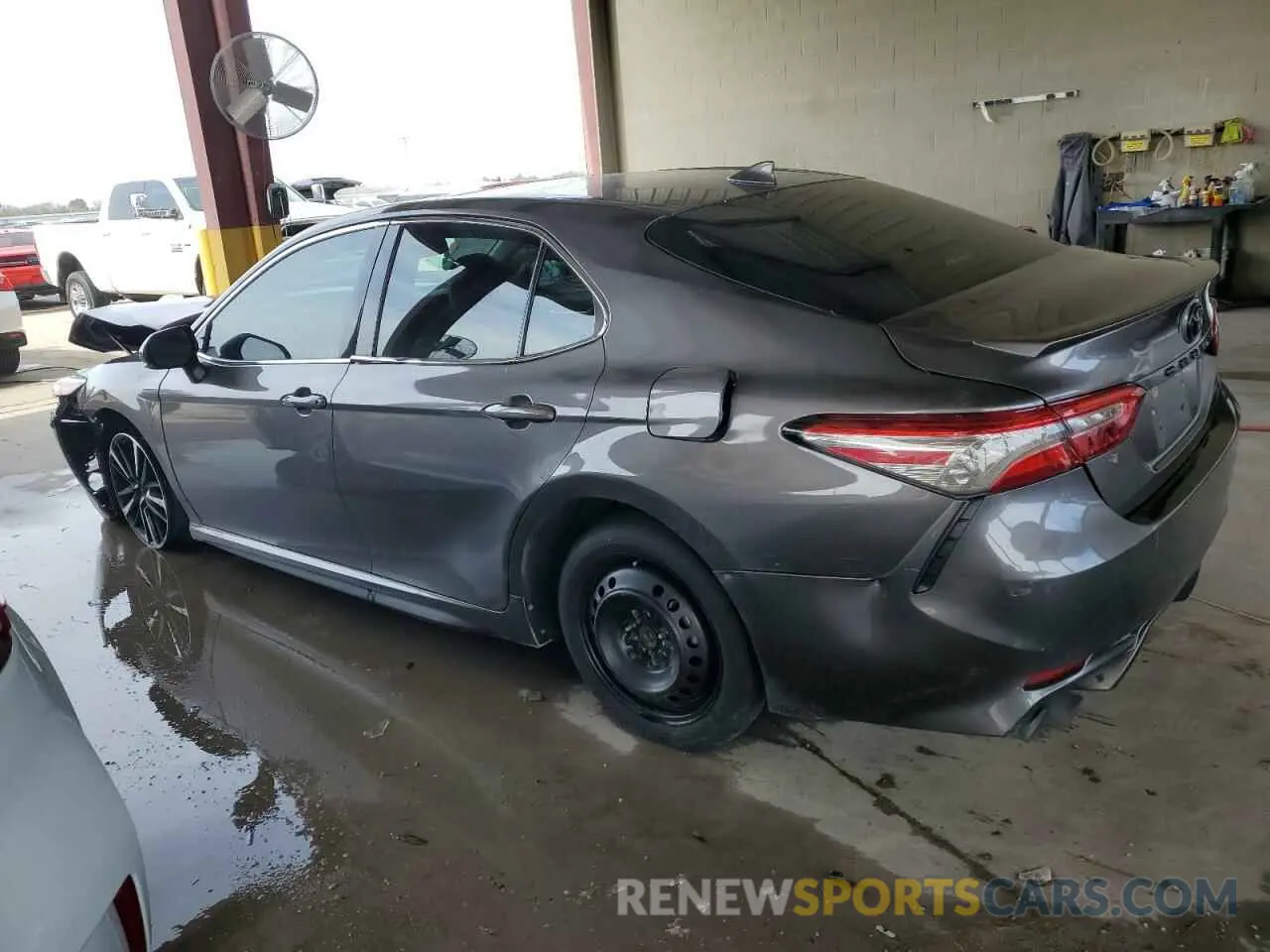 2 Photograph of a damaged car 4T1K61AK6LU500556 TOYOTA CAMRY 2020
