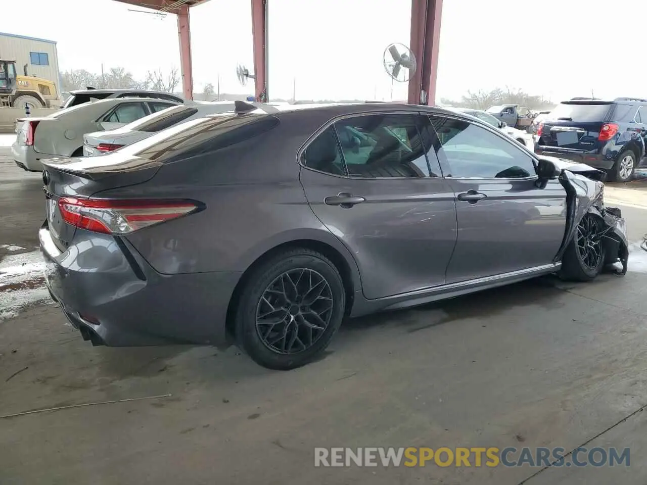 3 Photograph of a damaged car 4T1K61AK6LU500556 TOYOTA CAMRY 2020