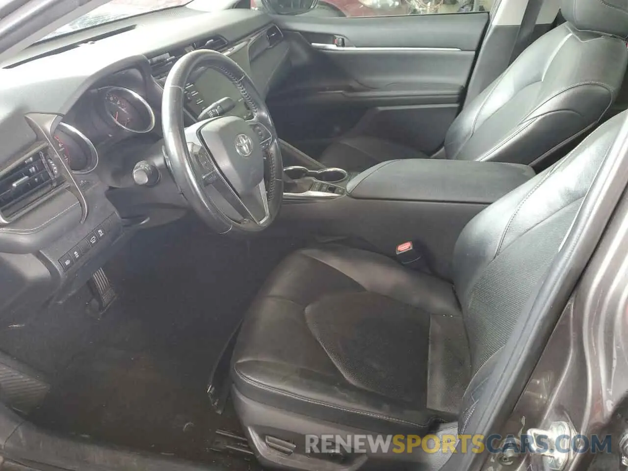 7 Photograph of a damaged car 4T1K61AK6LU500556 TOYOTA CAMRY 2020