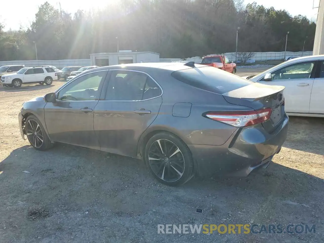 2 Photograph of a damaged car 4T1K61AK6LU934377 TOYOTA CAMRY 2020