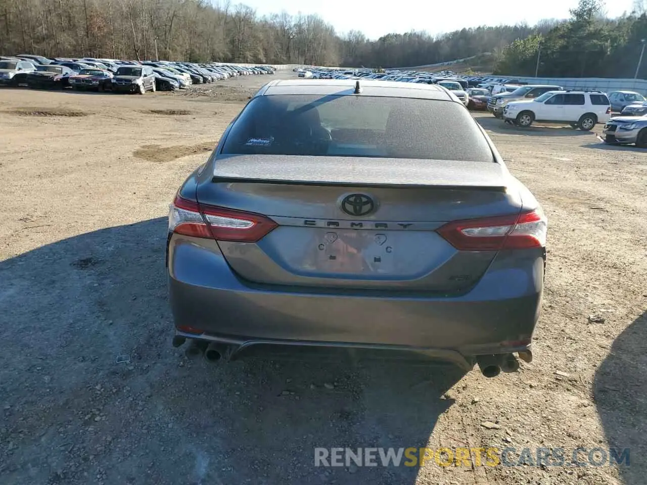 6 Photograph of a damaged car 4T1K61AK6LU934377 TOYOTA CAMRY 2020