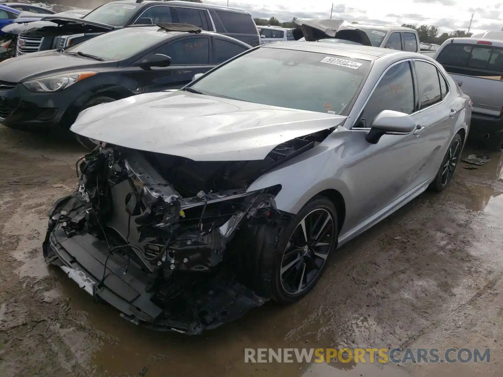 2 Photograph of a damaged car 4T1K61AK6LU935884 TOYOTA CAMRY 2020