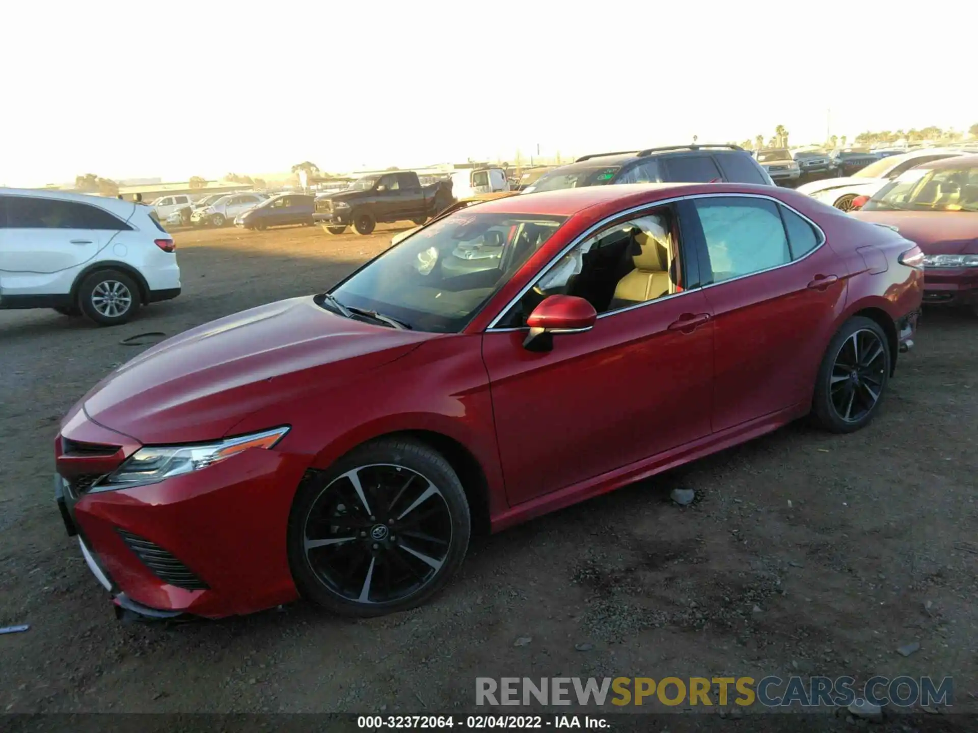 2 Photograph of a damaged car 4T1K61AK7LU301712 TOYOTA CAMRY 2020