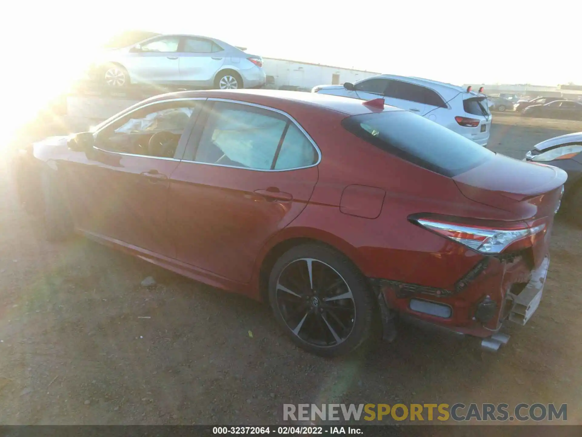 3 Photograph of a damaged car 4T1K61AK7LU301712 TOYOTA CAMRY 2020