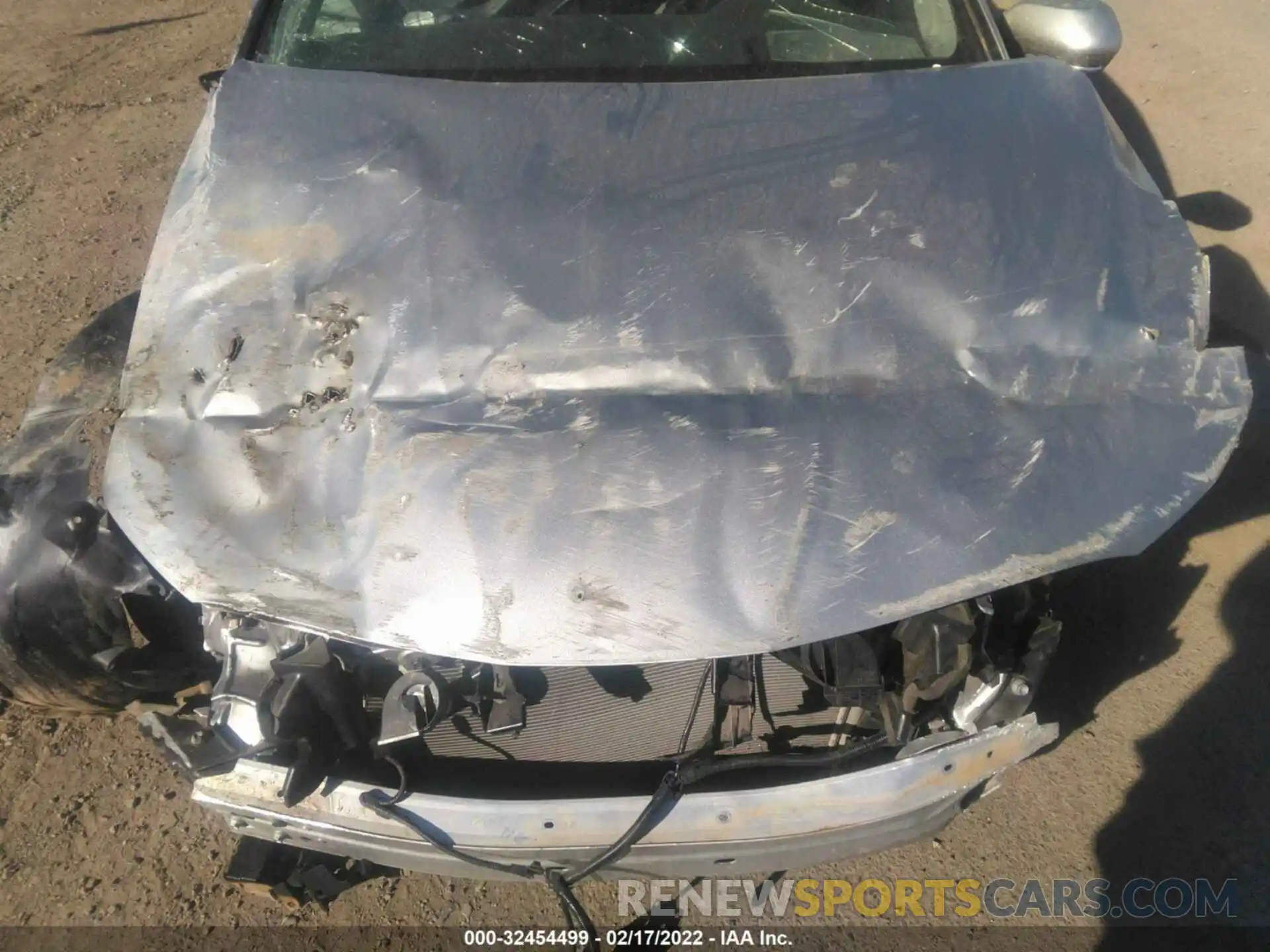 10 Photograph of a damaged car 4T1K61AK7LU305338 TOYOTA CAMRY 2020