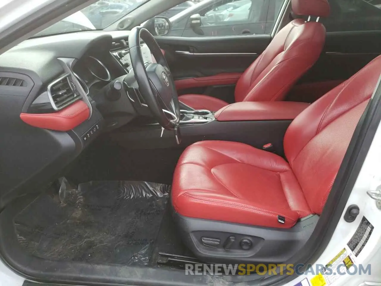 7 Photograph of a damaged car 4T1K61AK7LU346603 TOYOTA CAMRY 2020