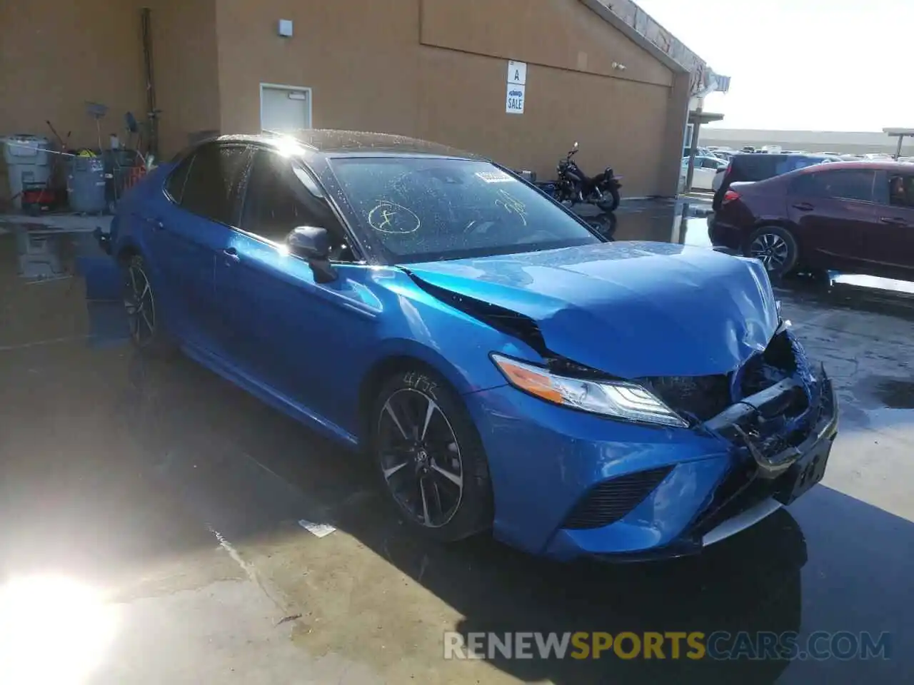 1 Photograph of a damaged car 4T1K61AK7LU349792 TOYOTA CAMRY 2020