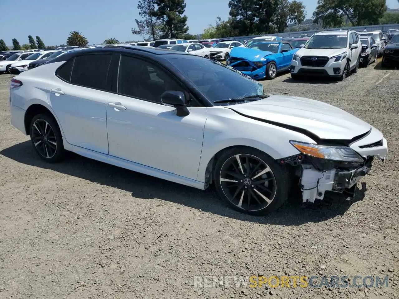 4 Photograph of a damaged car 4T1K61AK7LU355009 TOYOTA CAMRY 2020